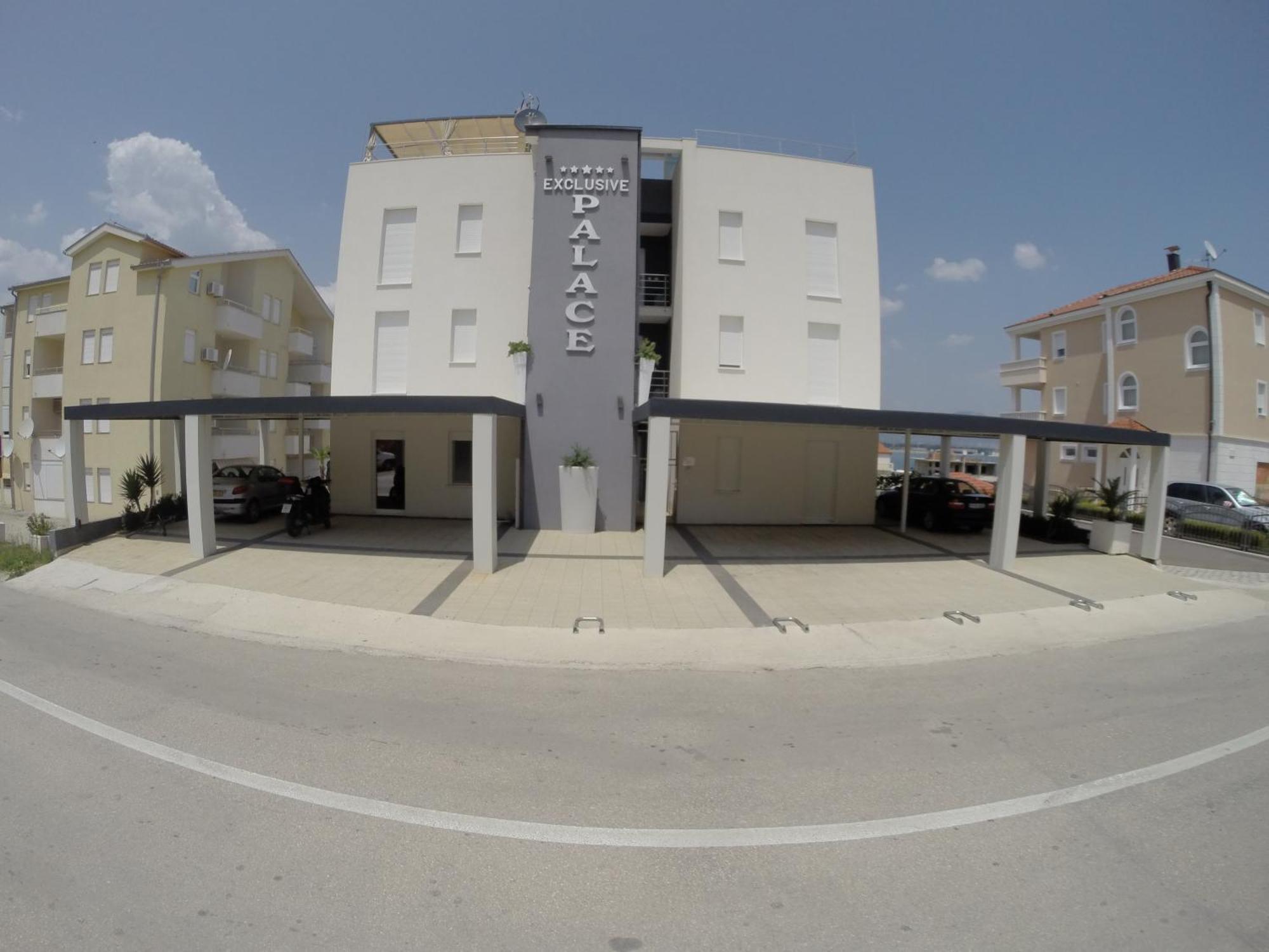Apartments Exclusive Palace II 特罗吉尔 外观 照片