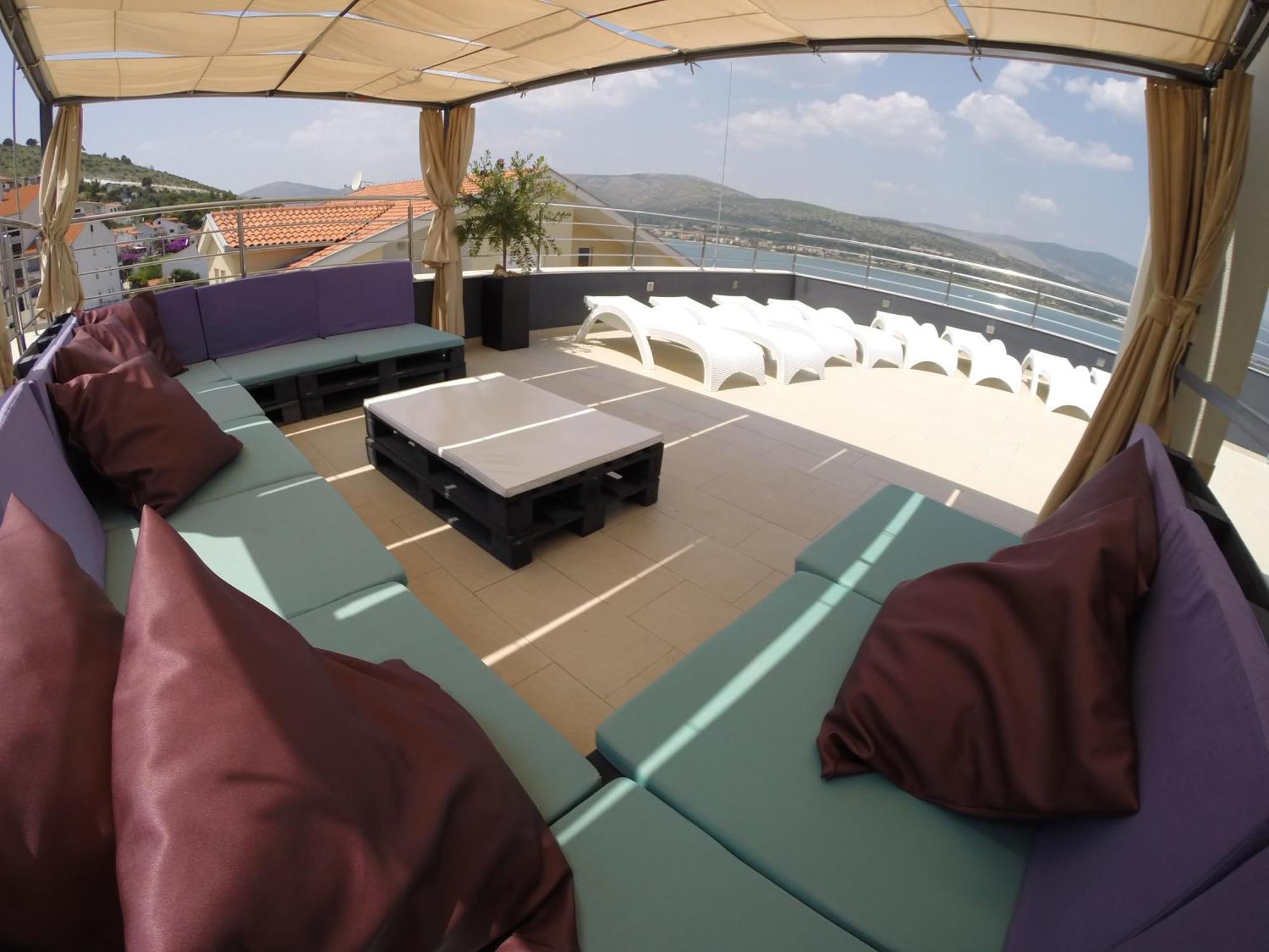 Apartments Exclusive Palace II 特罗吉尔 外观 照片